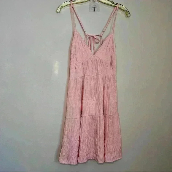 Brave Soul London Sugar Pink Layered Crinkled Mini Dress, Size Small NWT - Picture 3 of 8